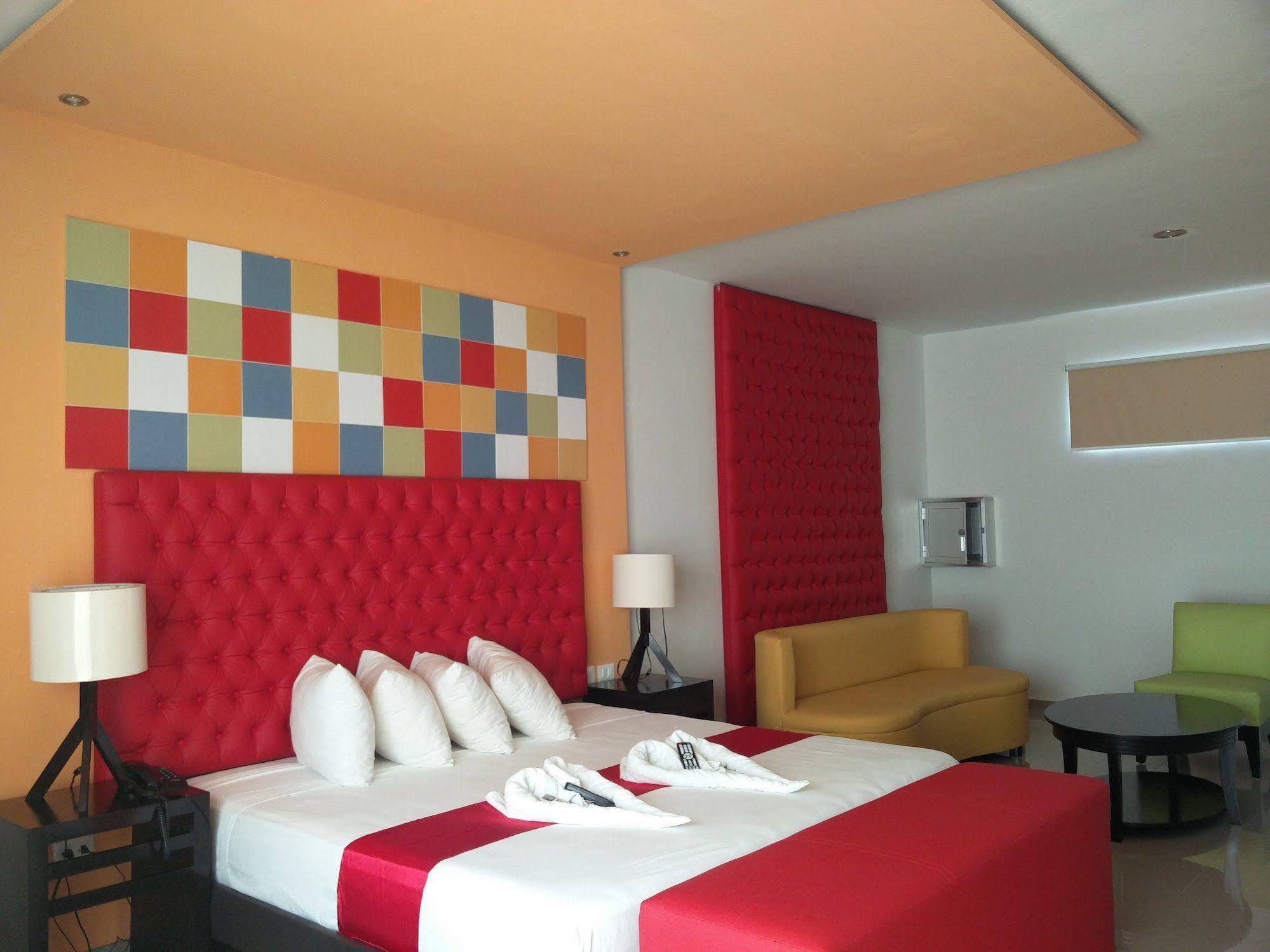 Vita Love Hotel ميريدا المظهر الخارجي الصورة